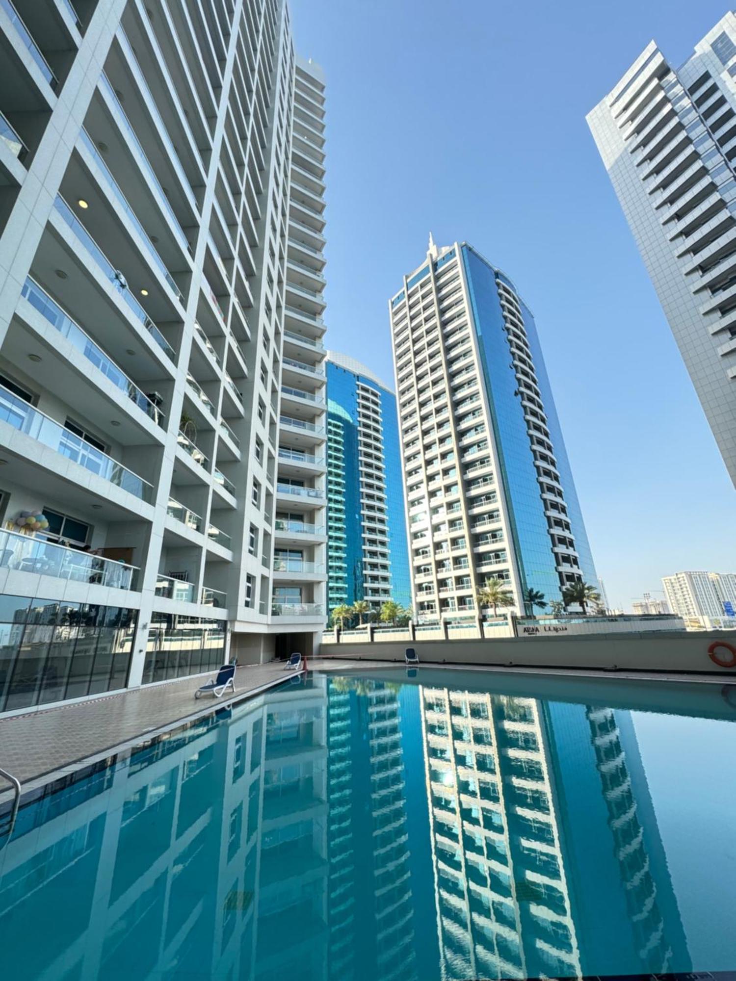 Dubai Backpackers Hostel Exterior photo