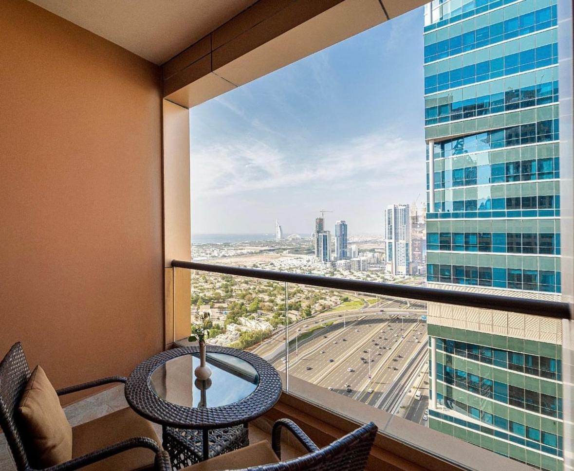Dubai Backpackers Hostel Exterior photo