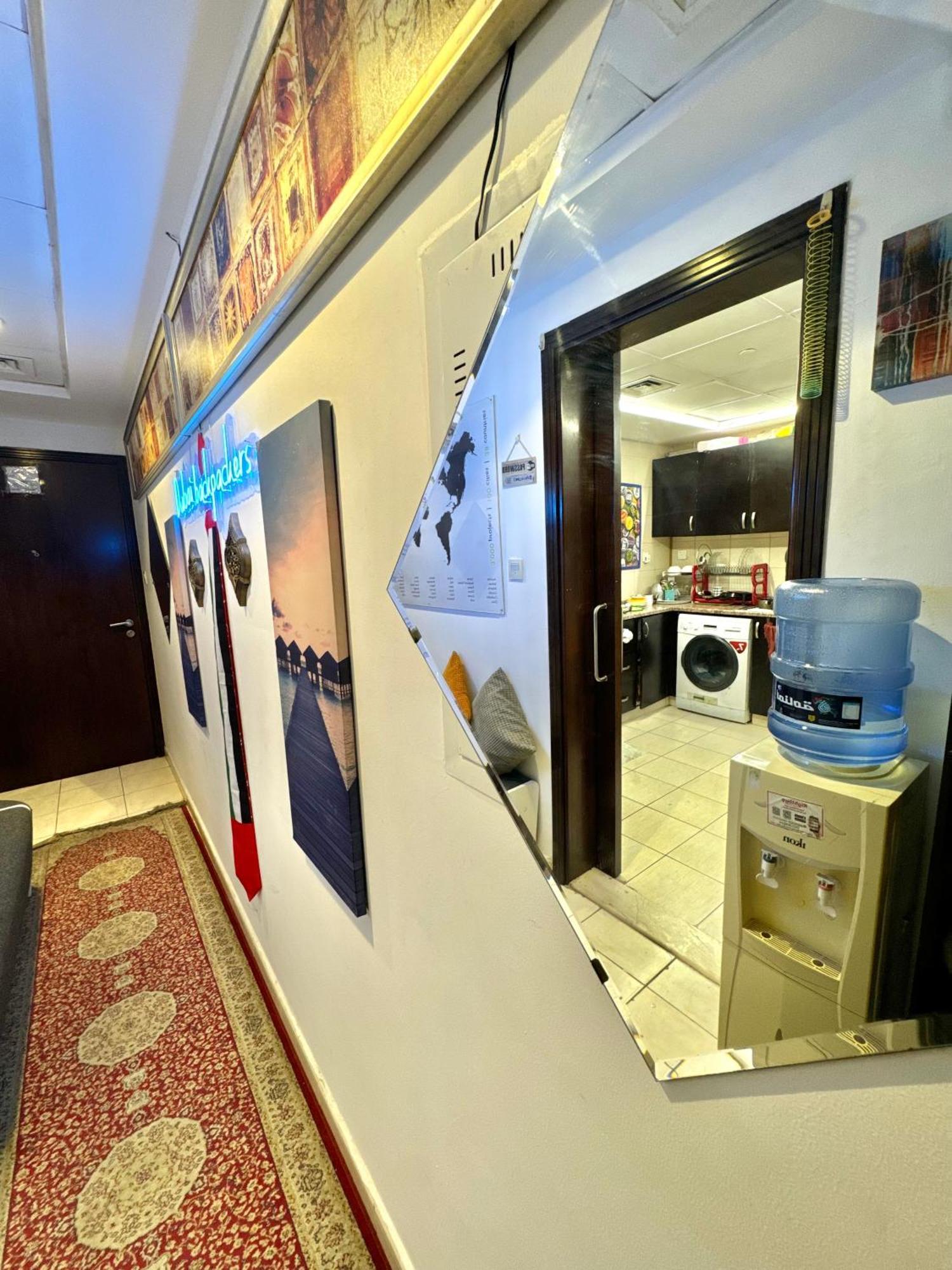 Dubai Backpackers Hostel Exterior photo