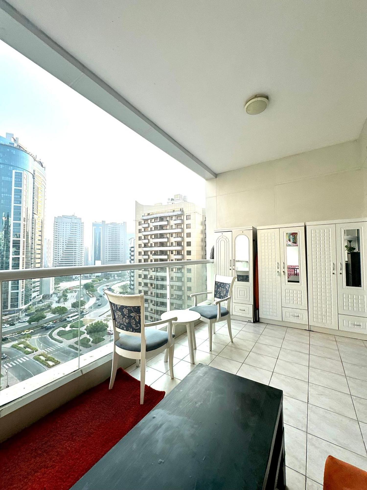 Dubai Backpackers Hostel Exterior photo